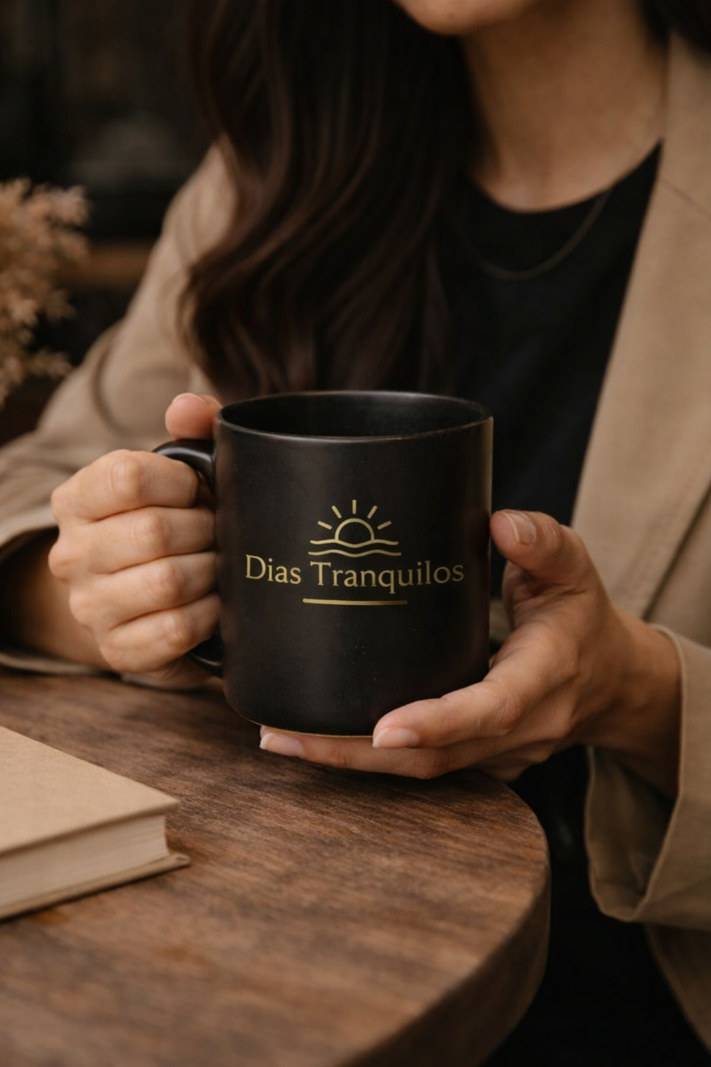 Exemplo de mug com frase ou design de creator